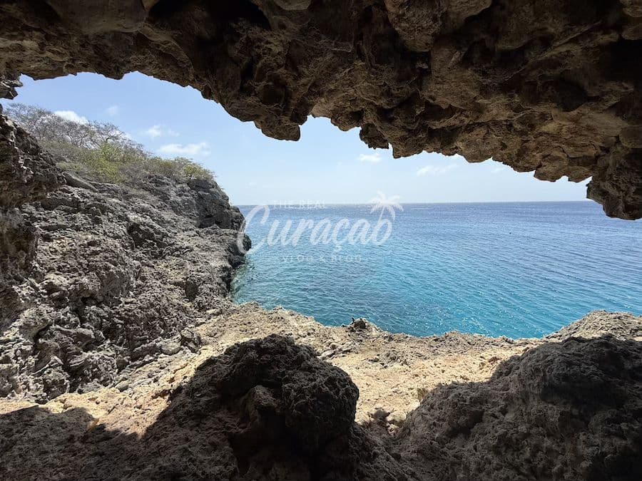 Blue Room Cave